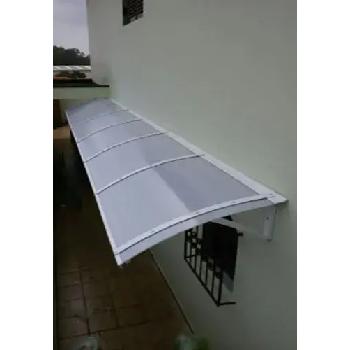 Reforma de Cobertura de Policarbonato
